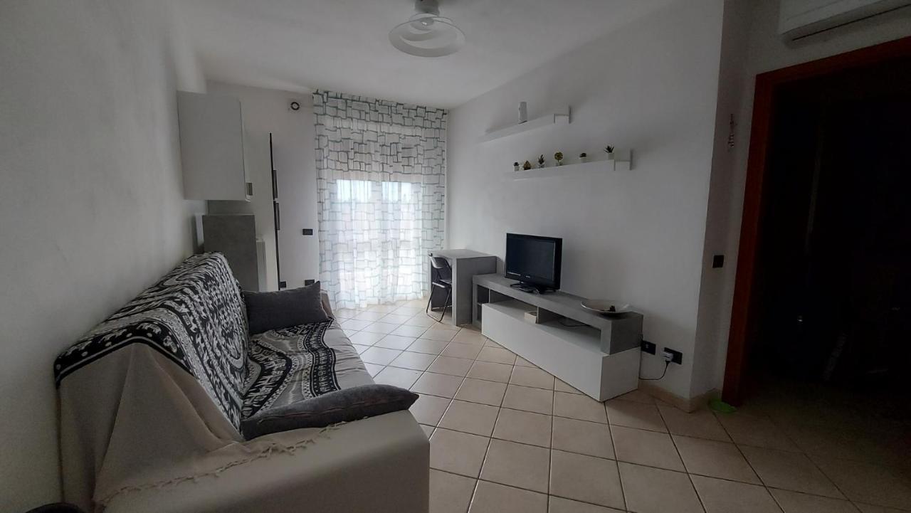 Appartamento Santa Costanza Con Piscina ซานวินเชนโซ ภายนอก รูปภาพ