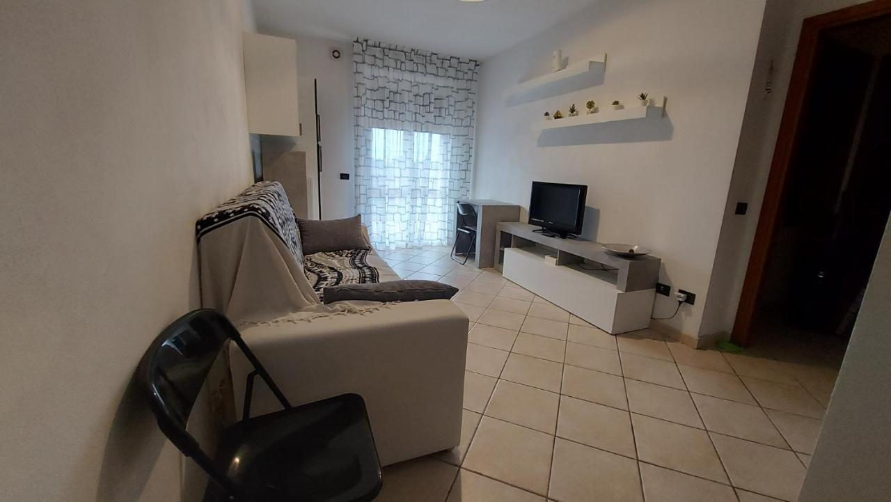 Appartamento Santa Costanza Con Piscina ซานวินเชนโซ ภายนอก รูปภาพ