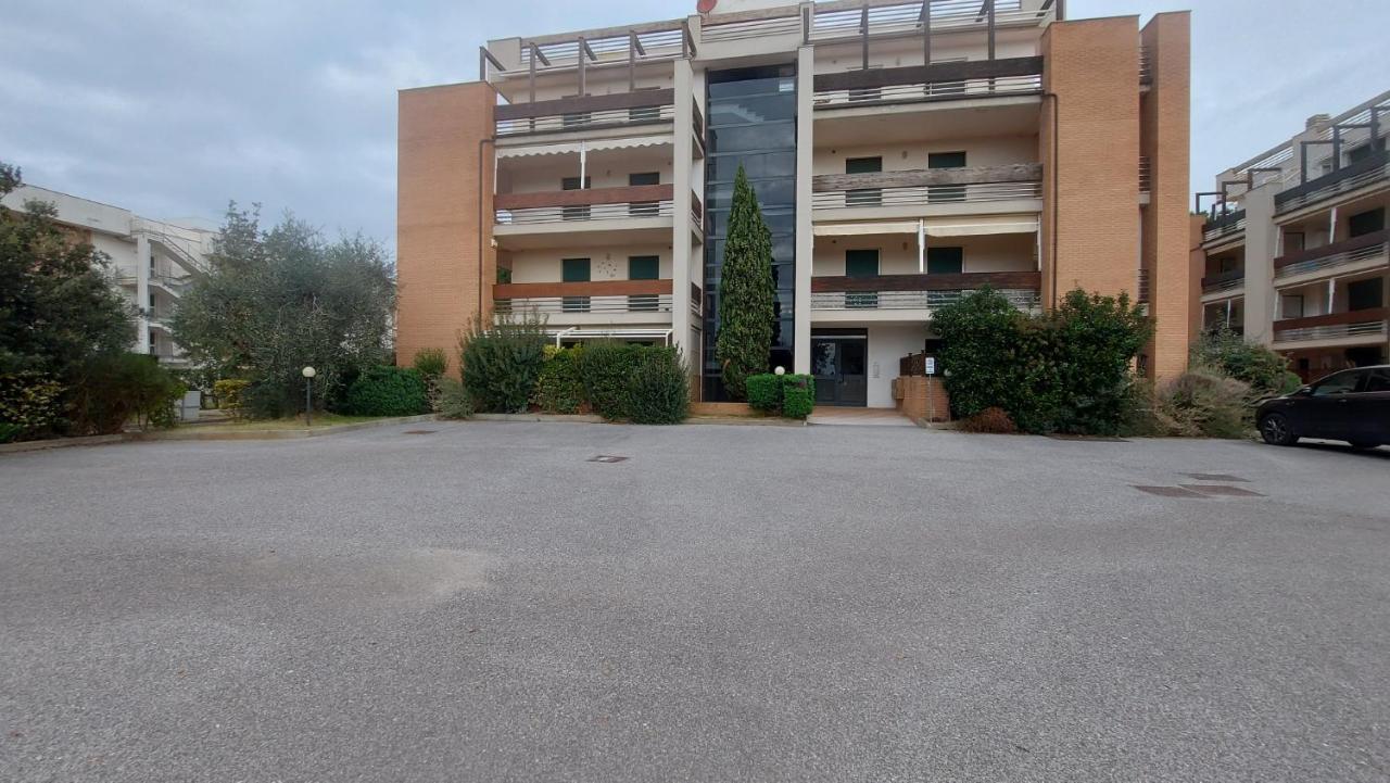 Appartamento Santa Costanza Con Piscina ซานวินเชนโซ ภายนอก รูปภาพ